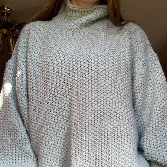 Sweater - Picture 3 of 3